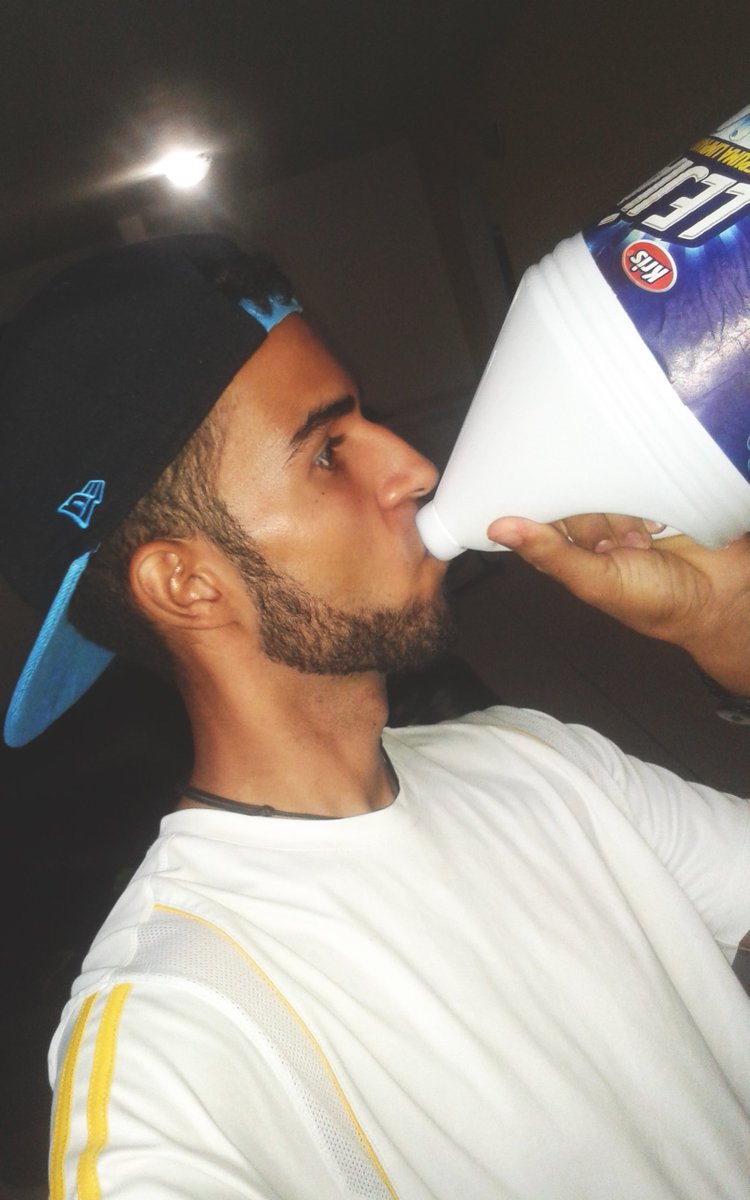 SmokesOficial's tweet photo. Cuando le comentas "admito" a la que te gusta y te responde "Admito que antes me gustabas, pero ya no, no te lo dije porque me daba pena"
- https://t.co/b7UYbqvmzM