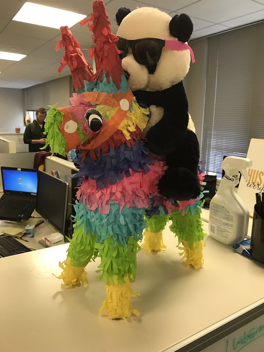 UnitedPandaWay's tweet photo. Riding outta here on a Friday like.. #stylin #SPSGIVESBACK https://t.co/DM7GR7jMVC