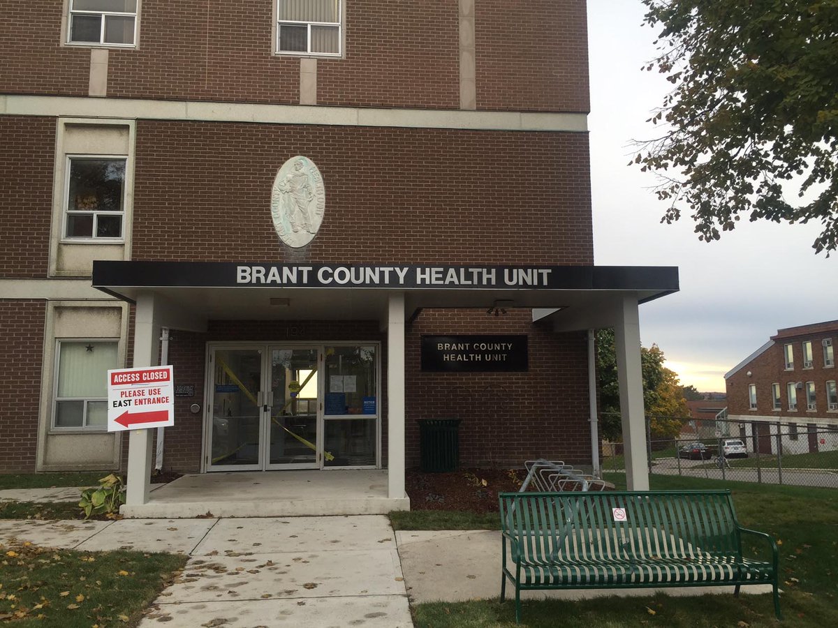 ZingSigns's tweet image. Just completed this sign project for BRANT COUNTY HEALTH UNIT located in Brantford #HamOnt