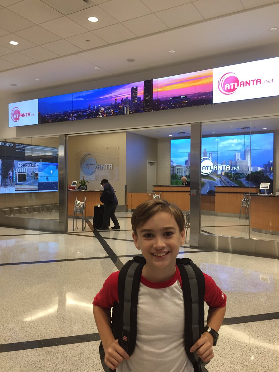 thelogangatza's tweet photo. What's up, Atlanta? #atlanta #loganator #fencing https://t.co/g2n2Fy2x5D