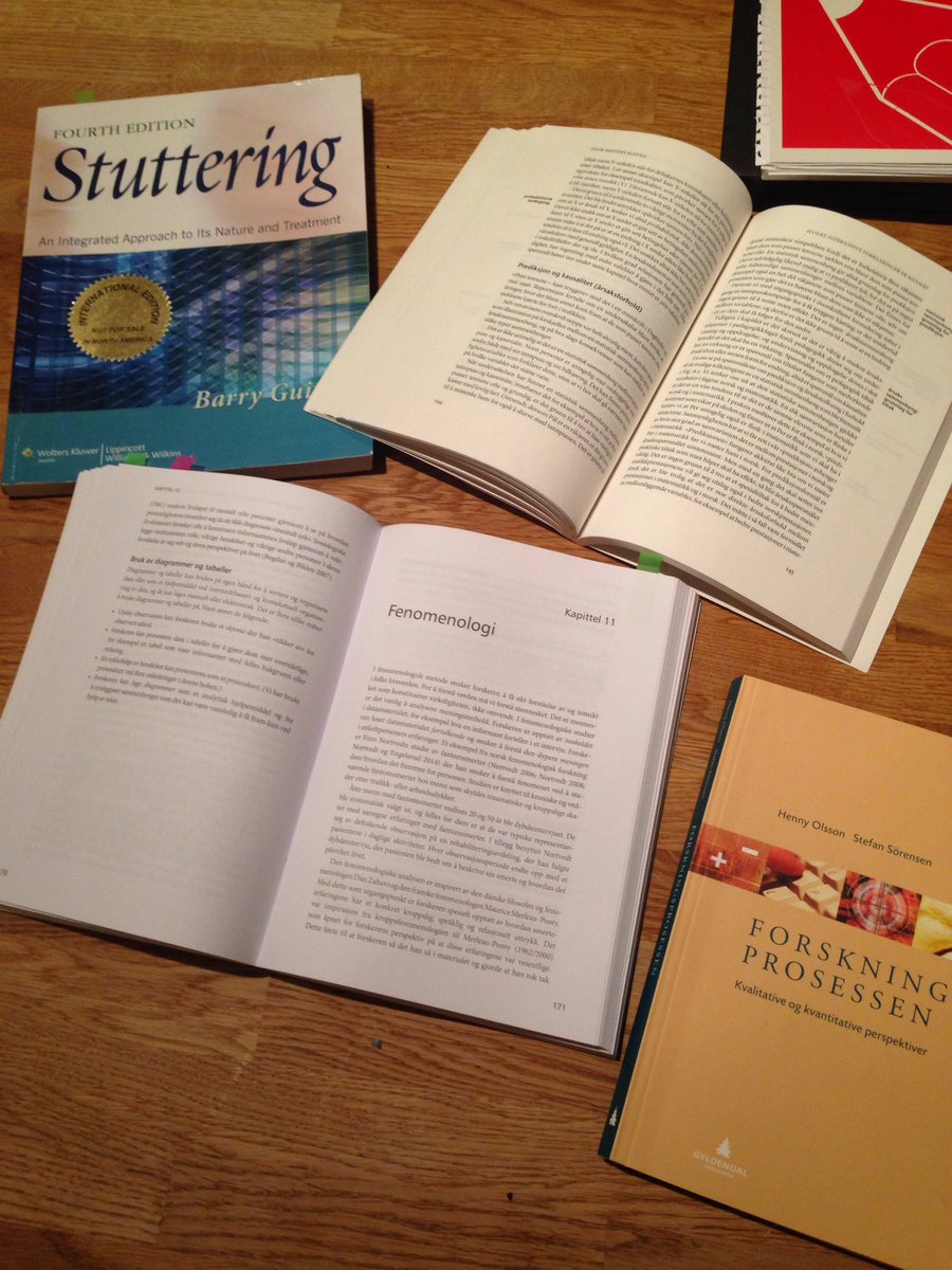 v_karoliussen's tweet photo. Jobbe, jobbe. Masteroppgave med tema stamming og bhg-lærernes kunnskap om det. 🤓📚👍🏻
#logopedstudent #stamming #norduniversitet https://t.co/wKRYEkzlc0