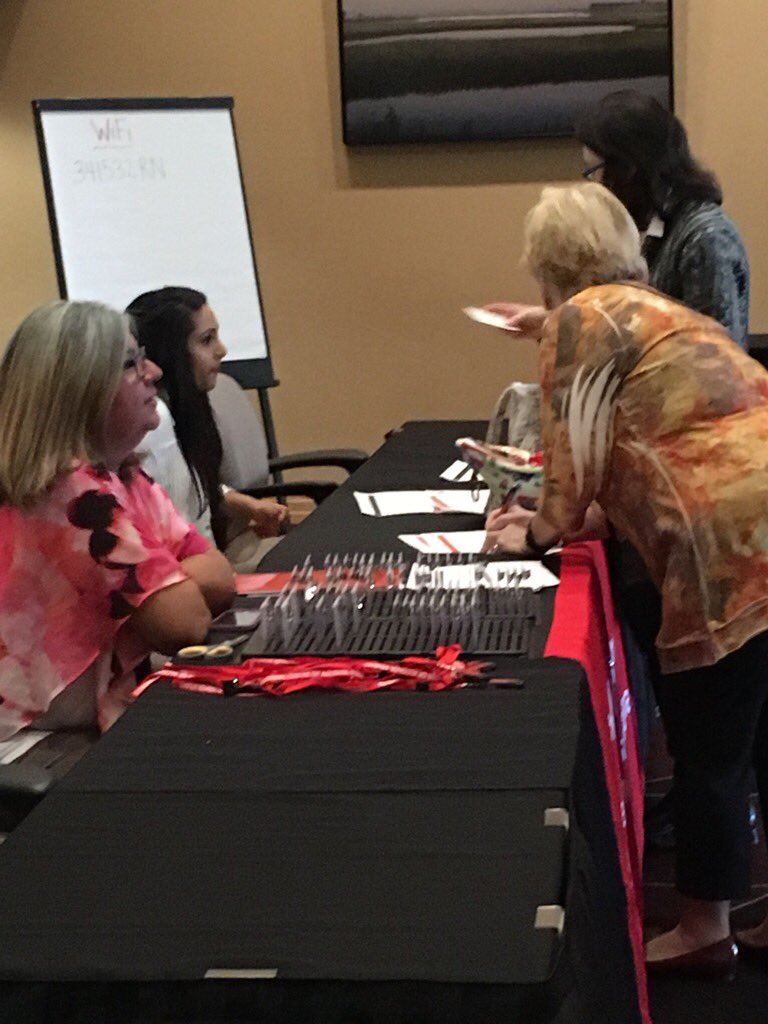 jjshlp's tweet photo. #SchoolNurseLeaders registering now #JJSHLPFall2016 Retreat https://t.co/EgICtOi2Gt