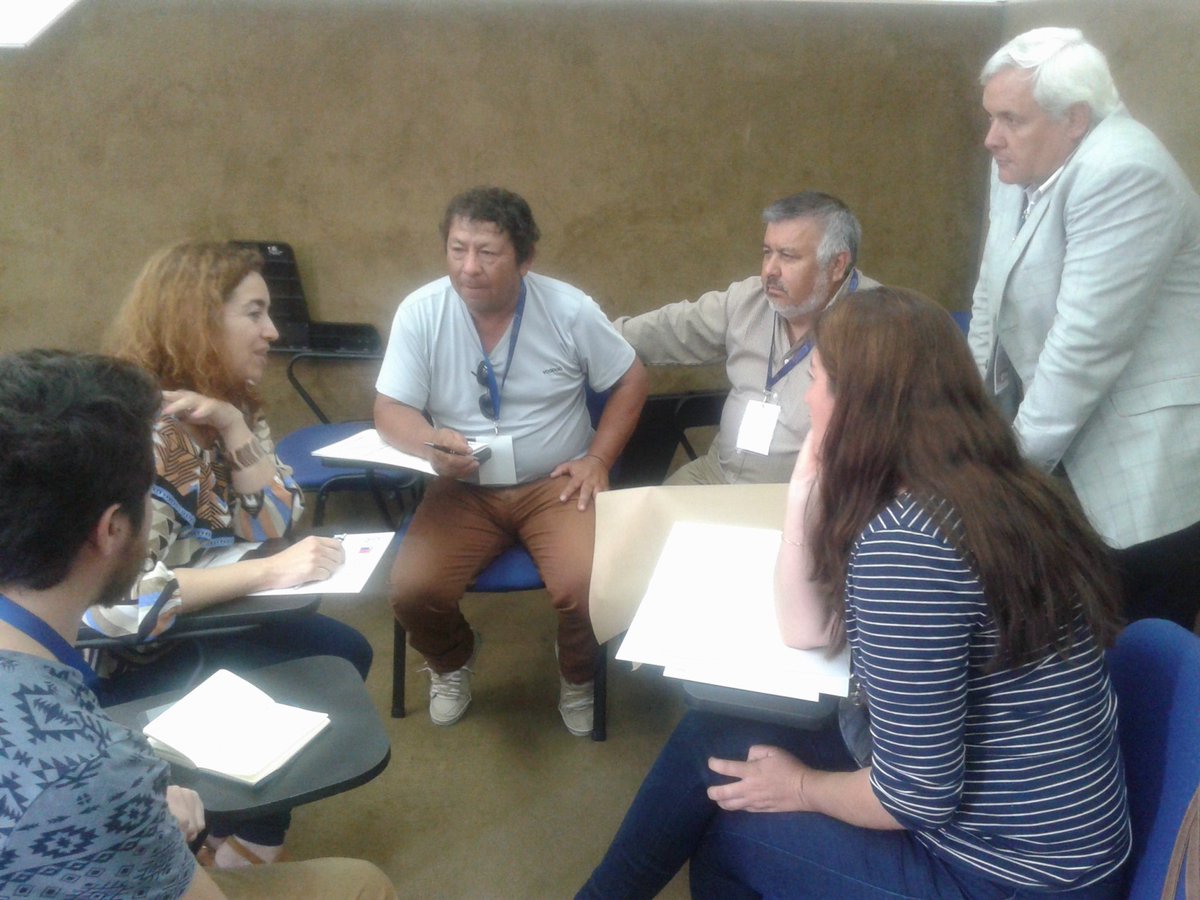 tripleheliceucn's tweet photo. Jornada Multihélice #Innovación Social: Academia + Empresa + Estado suman a Comunidad para instalar cultura de colaboración en #Antofagasta https://t.co/m1wlnMsYz0