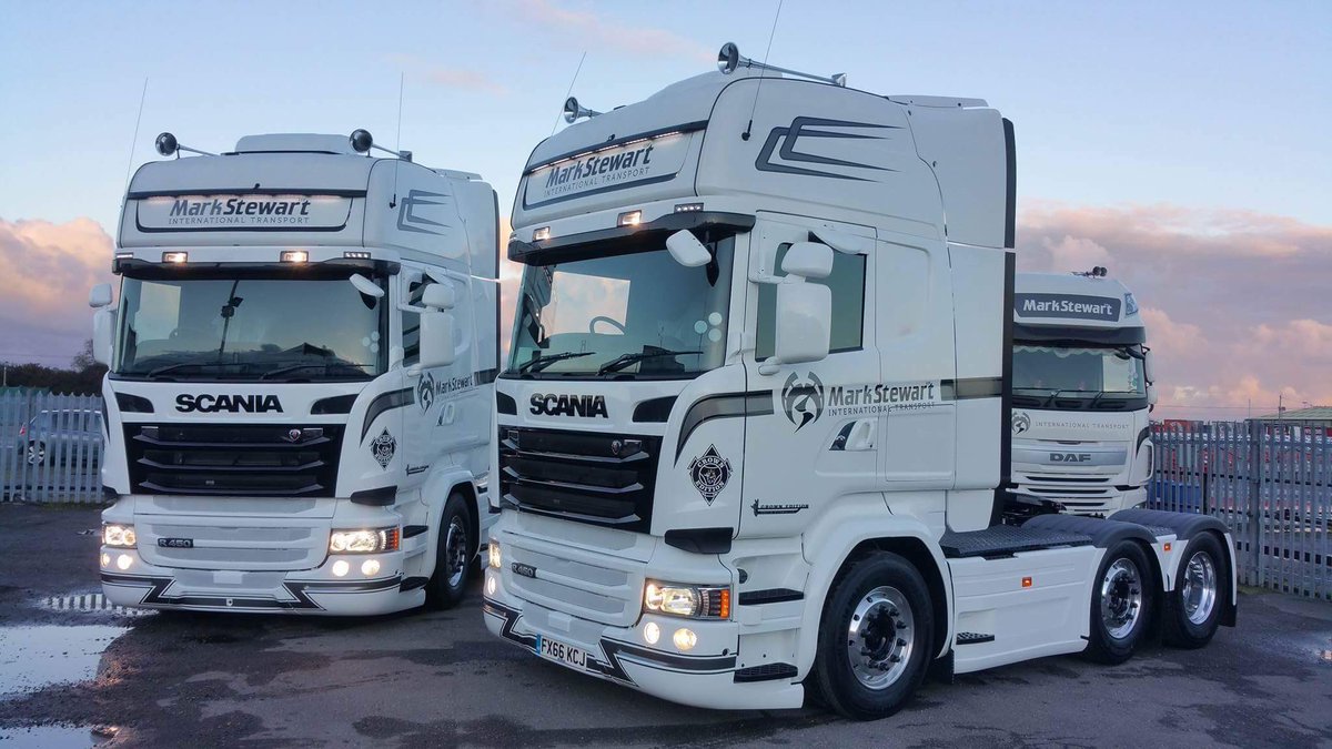 MarkStewart_uk's tweet photo. @ScaniaGroup We're loving our new twins https://t.co/agD9f8GLh0