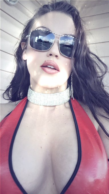 TGIF! Have a good one! https://t.co/UFVBMYVn4N<a href="/tag/tbt"class="tags"><span>#tbt</span></a><a href="/tag/blonde"class="tags"><span>#blonde</span></a>