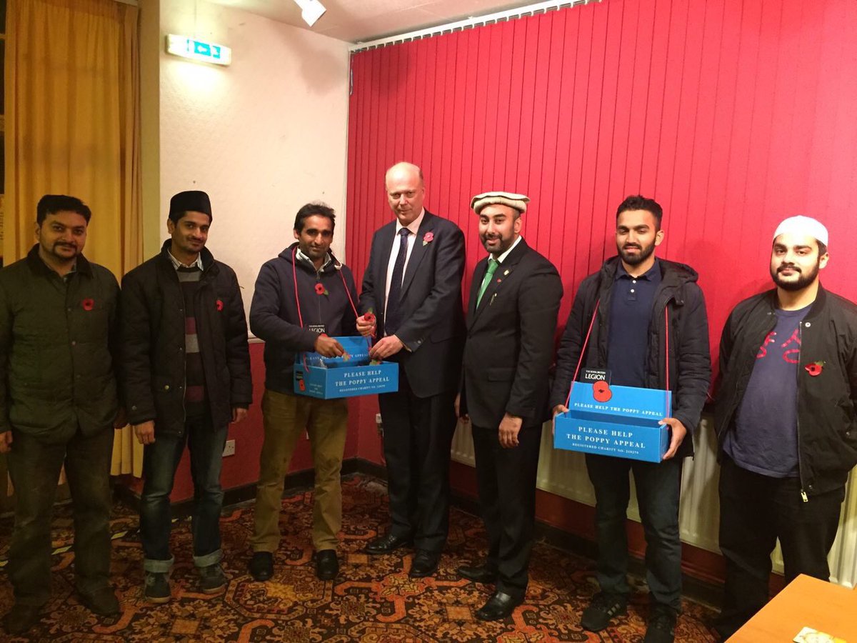 Thank you Chris Grayling MP for your support in our launch of #PoppyAppeal for <a href="/PoppyLegion/">Royal British Legion</a> #LDNPoppyDay