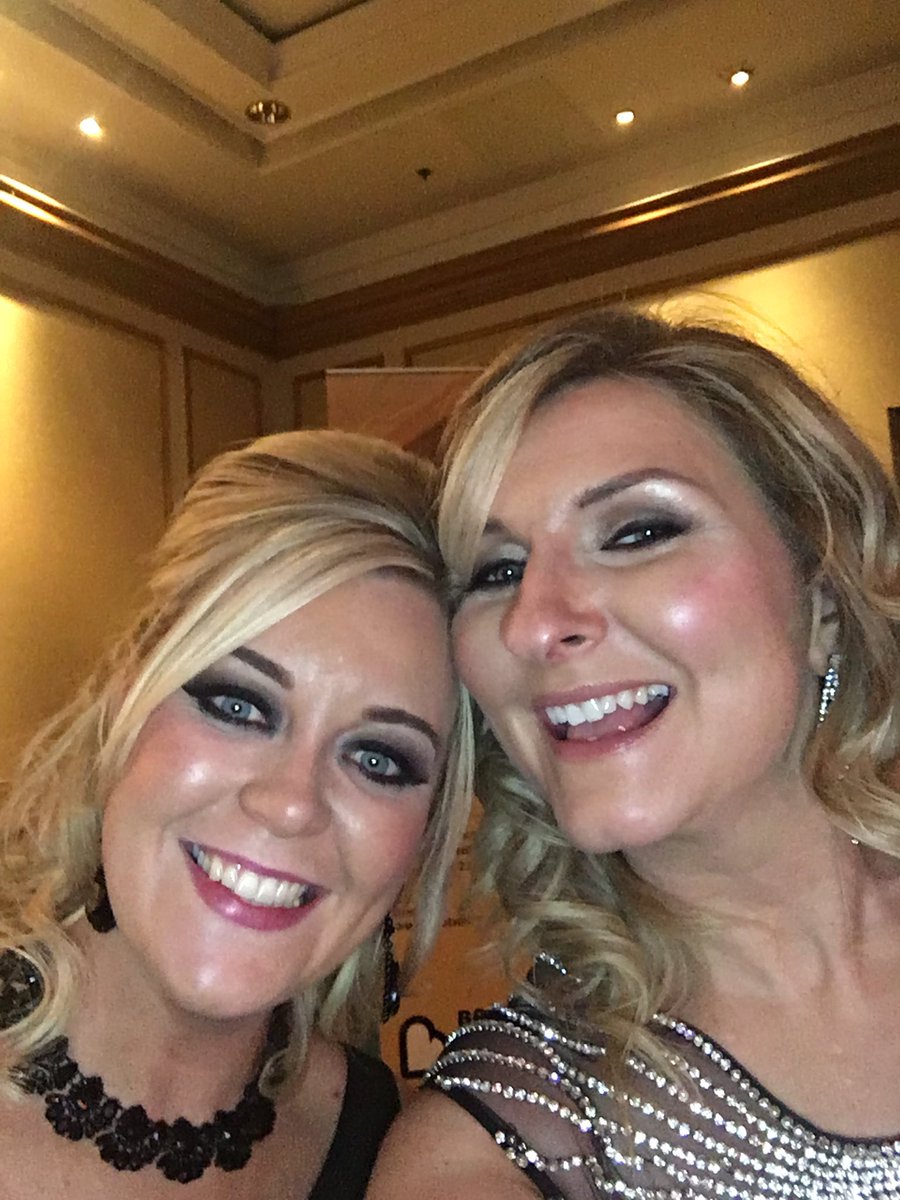 missdevine77's tweet image. #BeatsonBall