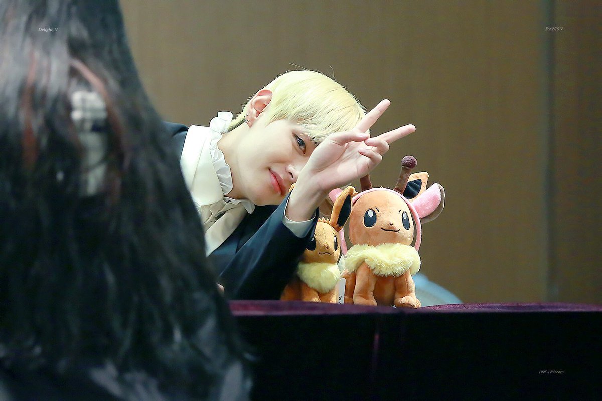 Bts V Fanpage Btstaex2 Twitter