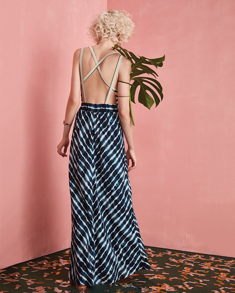 cea_brasil's tweet photo. Reação ao ver o look arrasadora de hoje: 😱 #CollectionDressTo
Conheça a C&amp;A #CollectionDressTo em https://t.co/uJOMU5Z2jj https://t.co/foCsqHXp7f