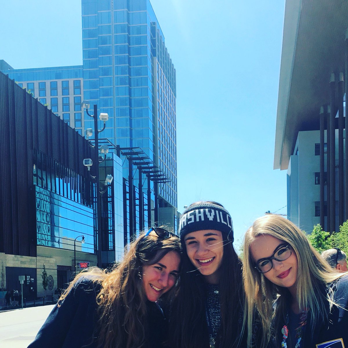 anyanberry's tweet photo. #DECAMonth #Day3 ICDC Nashville 💙💙 @FloridaDECA @DECAInc https://t.co/EJIGaCsoq3