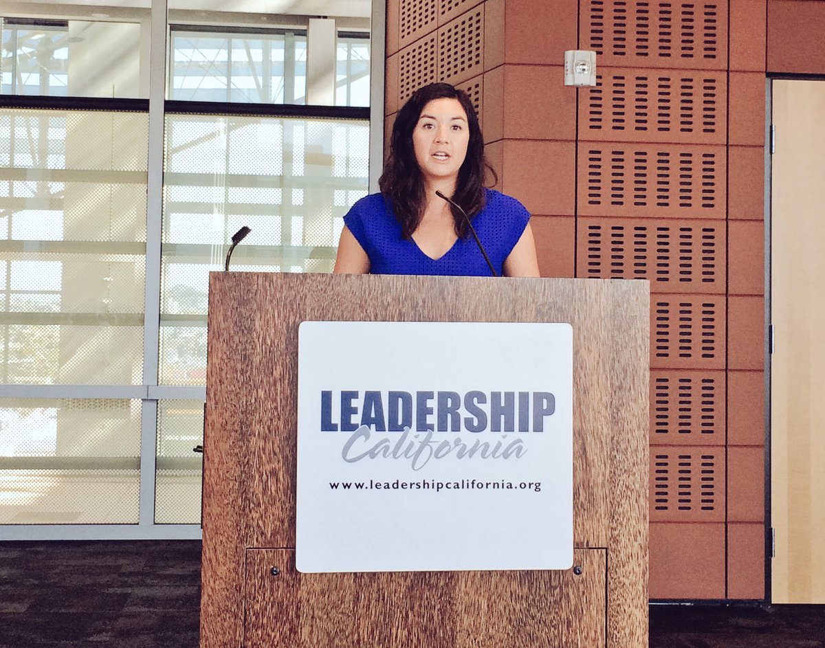 Nhu_SD's tweet photo. Inspired by the millennial panel from @SDPublicLibrary @SDChamber and @sdgirlscouts 🎉celebrating @LeadershipCalif 25th Anniversary #CIT2016 https://t.co/e0NNEgqM2S