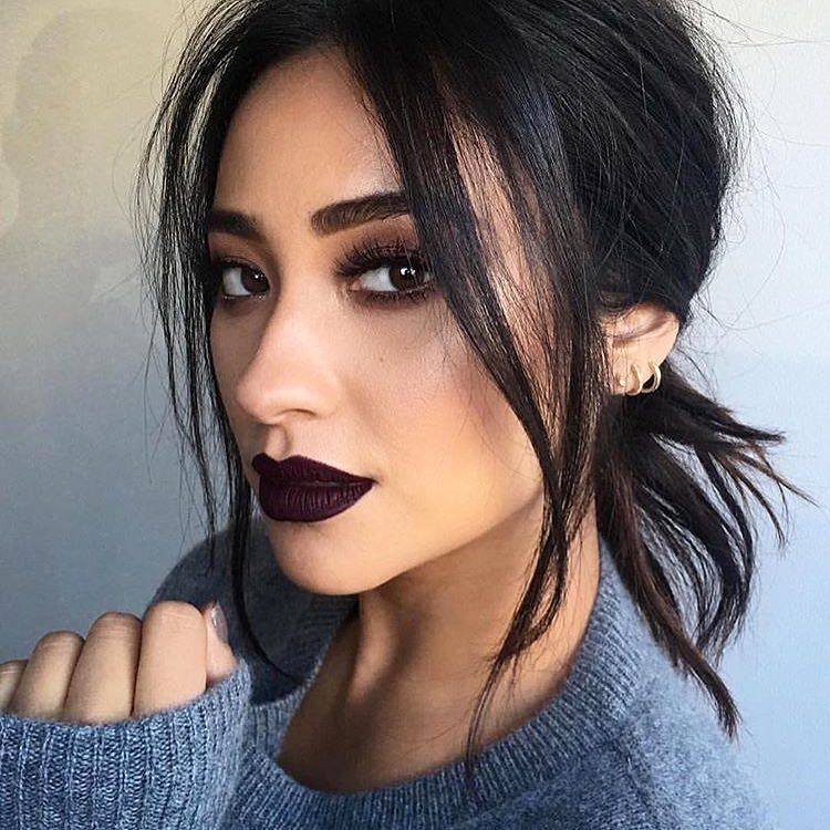TotalBeauty's tweet image. Halloween might be over, but we're totally digging @shaym's vampy lips for tonight's face.… ift.tt/2fMGFmt