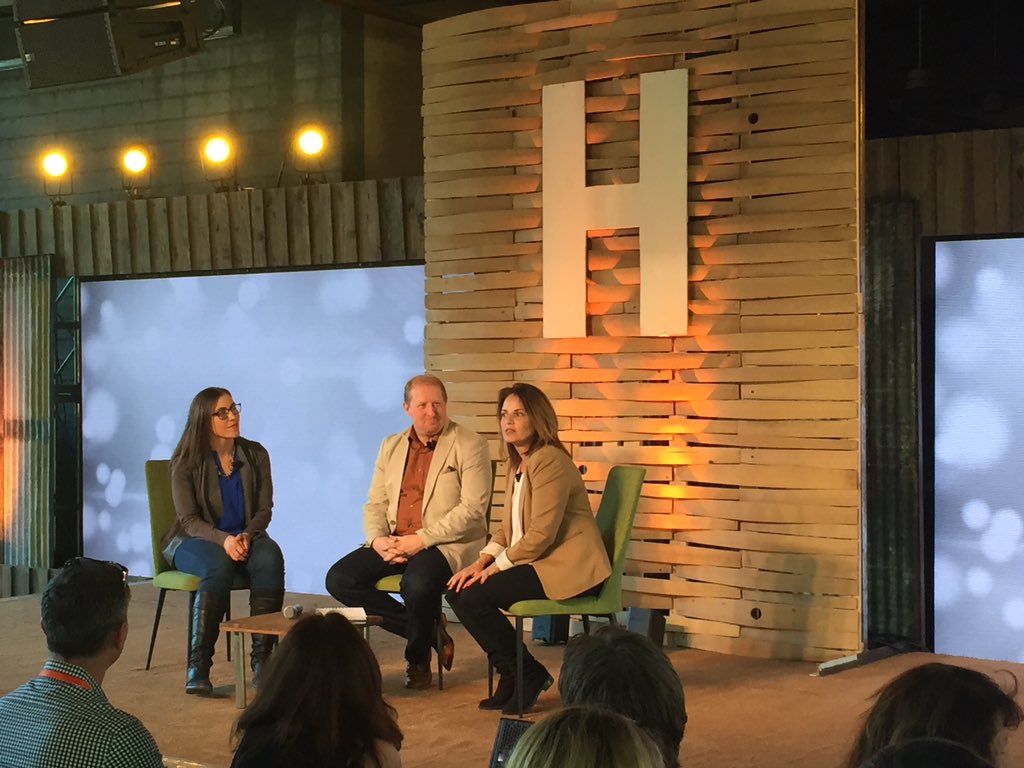 IssaSawabini's tweet photo. Marketing icon @HarterAdam talking with @christenobrien about storytelling @HarvestSummit #harvestsummit2016 https://t.co/dgSVJi8rgv