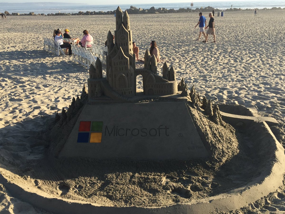 chris_dobkins's tweet photo. Even the sand castles are branded! @NjevityToGo #MSFT #DynStrong https://t.co/Hf3DGtudpV