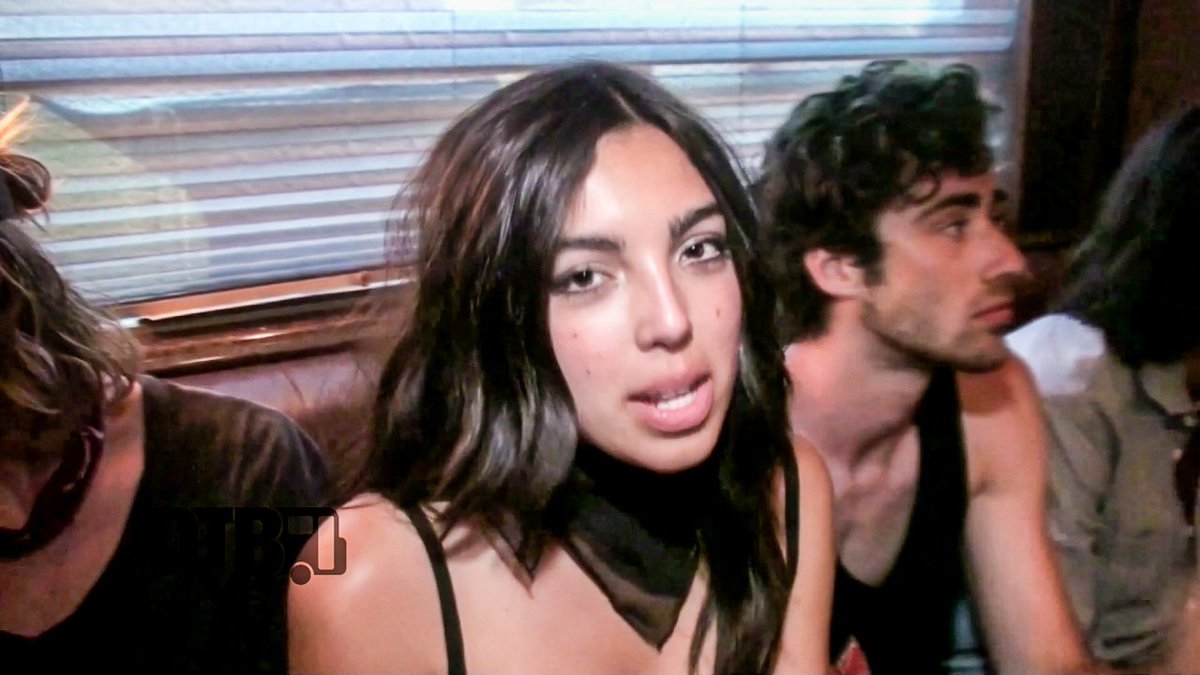 DigitalTourBus's tweet photo. .@TheHeirsMusic shares their dream @VansWarpedTour lineup!

Watch the video at https://t.co/kdQgHKP0wN #DreamTour https://t.co/0Xnd4E9URh
