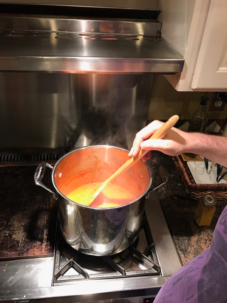 oengels's tweet image. original #ruhrpott currysauce by @FrankGeisler 4 our #currywurst &amp;amp; burger Session #sqlmännerwg #sqlpass_de #MVPBuzz