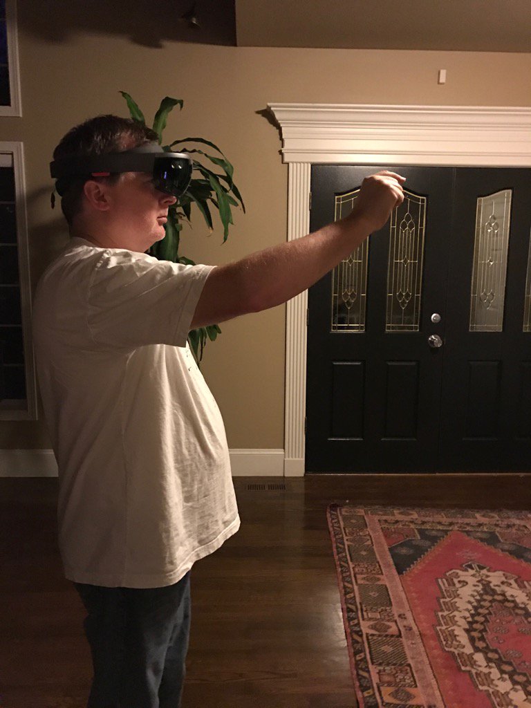 oengels's tweet image. Oh my! Now @SQLScott has the same disease than @_Tillmann yesterday #sqlmännerwg