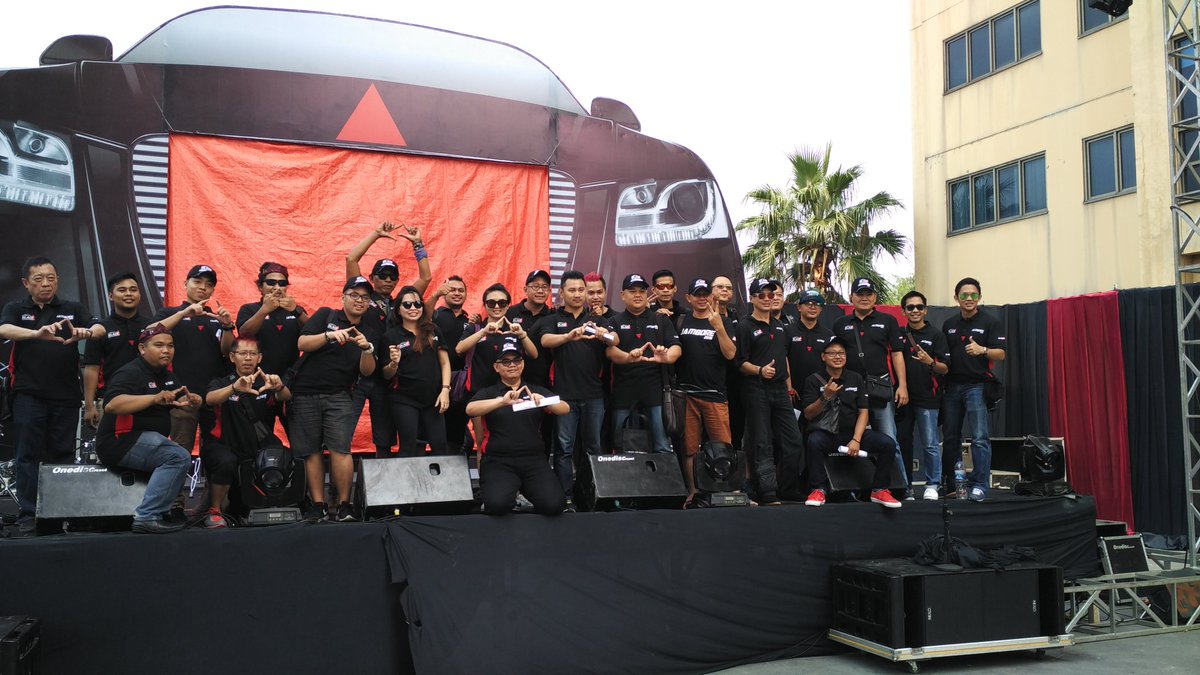 blackxperience's tweet photo. Persiapan menuju start point #JamboreBCCNasional. Go go go! https://t.co/y22A6n14OH