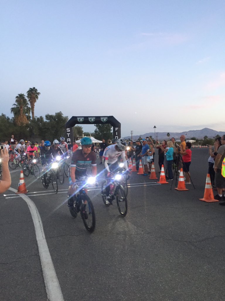 CinchCycling's tweet photo. Stephen Strayer our #workingclasshero is at the front after the first lap. #2016WTTC https://t.co/87SdBwmcJI