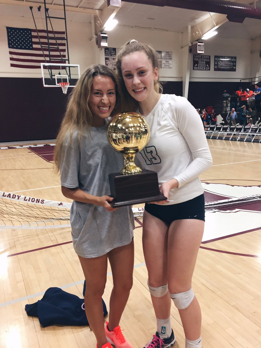 marycatthew's tweet image. So so proud of my &quot;little&quot; sis and my StuCo gals for kicking butt and moving on to Round 3!! #lhsvb #vfnd 💛💙