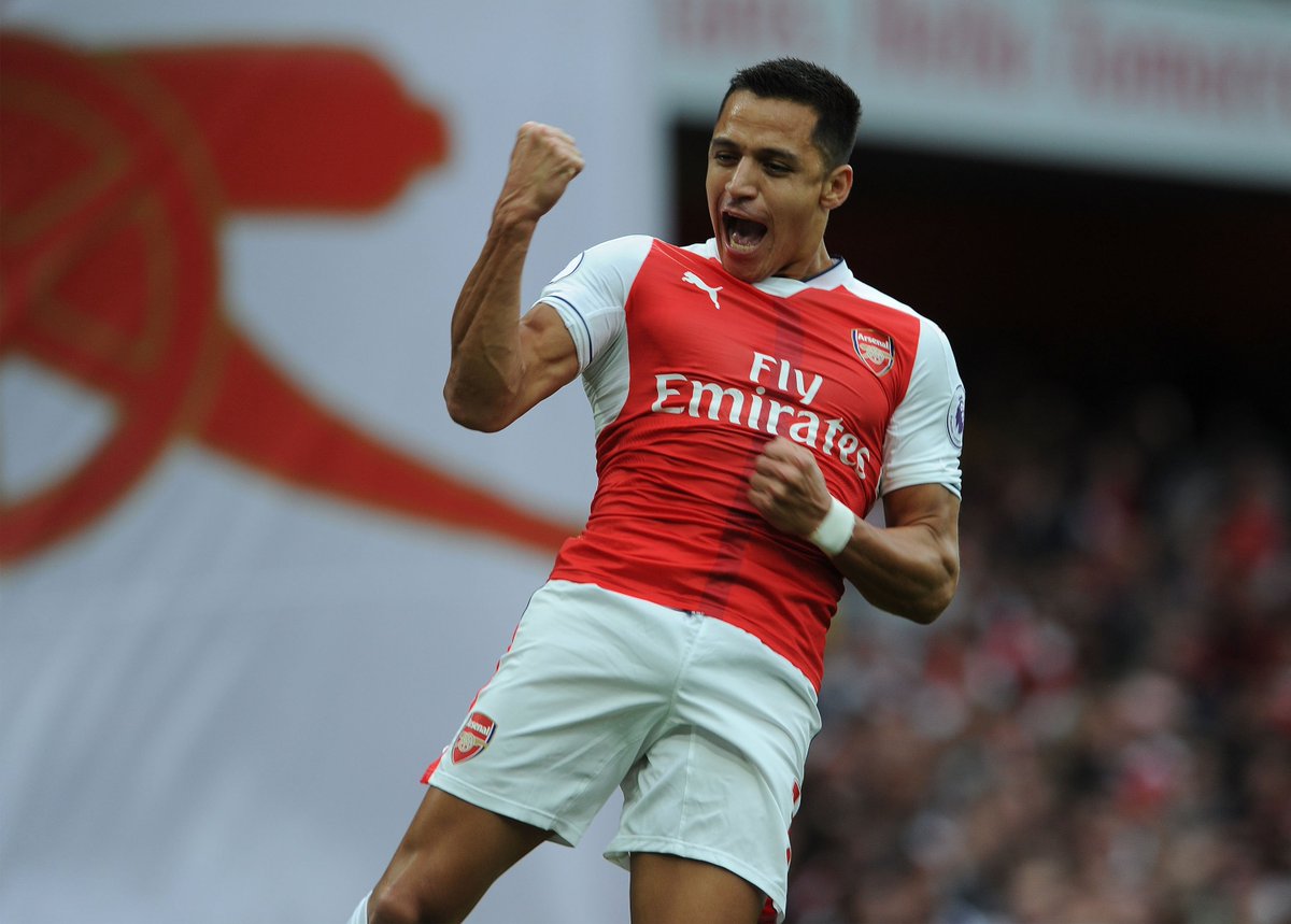 Arsenal's tweet photo. #ElNinoMaravilla 🔴 https://t.co/NmP44wKzQn