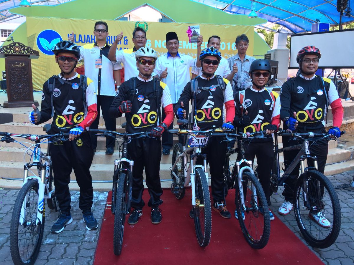 ZahirShari's tweet image. Jelajah Forum &amp;amp; Ekspo Mampan Perlis 2016, 5 sehingga 6 Nov 2016 di Dataran Dato Sheikh Ahmad, Kangar.
#asingkan #IndahkanMalaysia