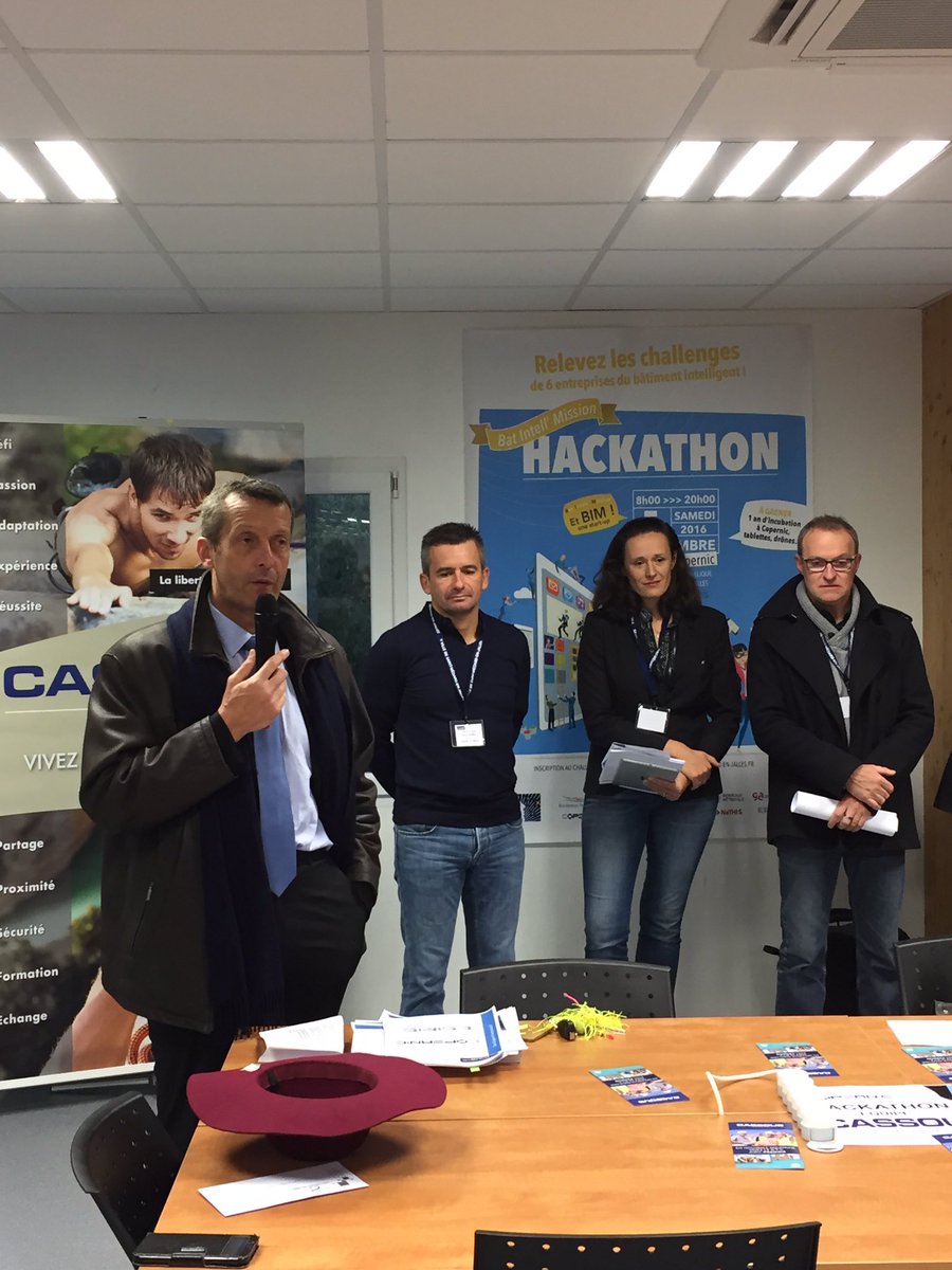 Bdx_Technowest's tweet photo. #Batintell le premier #hackathon des #smartbuilding à @StMedard33160 est lancé ! De nombreux candidats au rendez-vous ! https://t.co/7GRmb31rJa