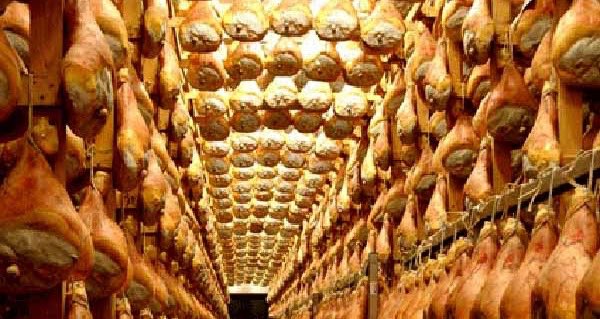 strprosciutto's tweet photo. #cantinagustosa #parma #docezza #bellezza #semplicementecrudodiparma https://t.co/ePjIZ93EBd