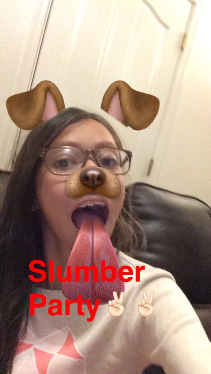 OmGiTsJuLeS's tweet photo. At a Slumber Party!!!! https://t.co/r4ESxnGEtR
