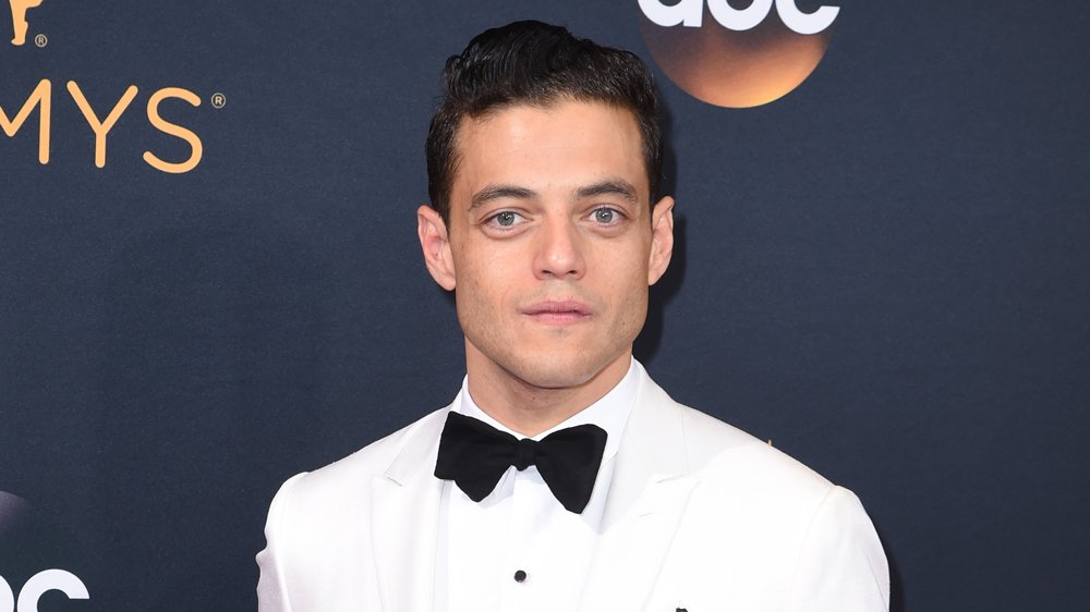 Variety's tweet photo. #MrRobot star @ItsRamiMalek to play Freddie Mercury in Queen biopic https://t.co/GT7024iOcy https://t.co/vUjWiHwIK0