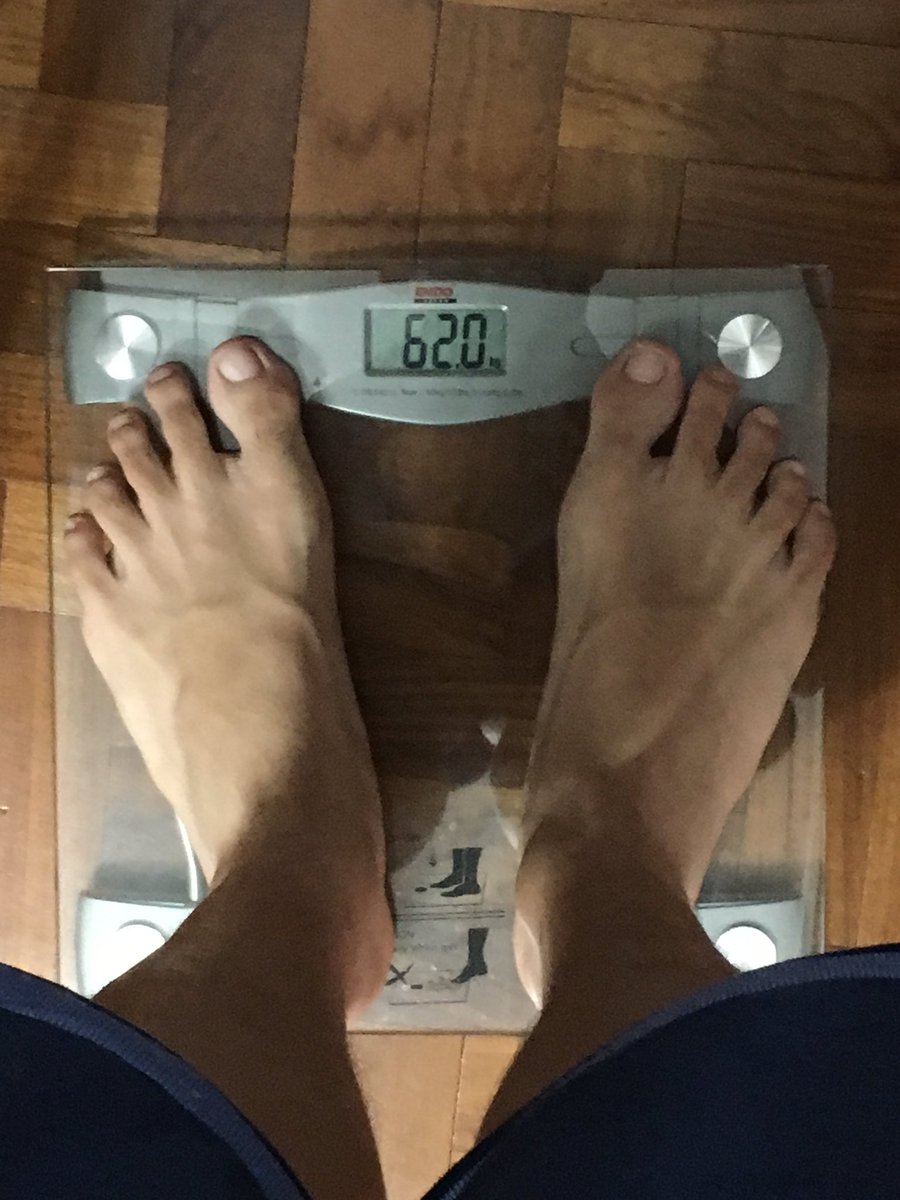 YoungSinzZ's tweet photo. Why am i dropping weight when i'm trying to get heavier 😭 https://t.co/DNOHefBQkx