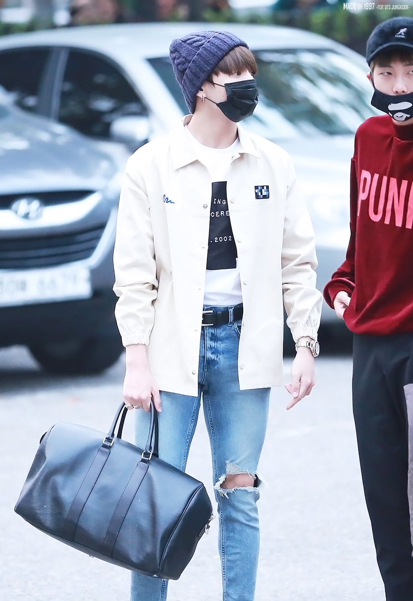 taegukpic's tweet photo. [HQ] 161104 JUNGKOOK cr.MADE IN 1997 https://t.co/z9V7Q9tsYx