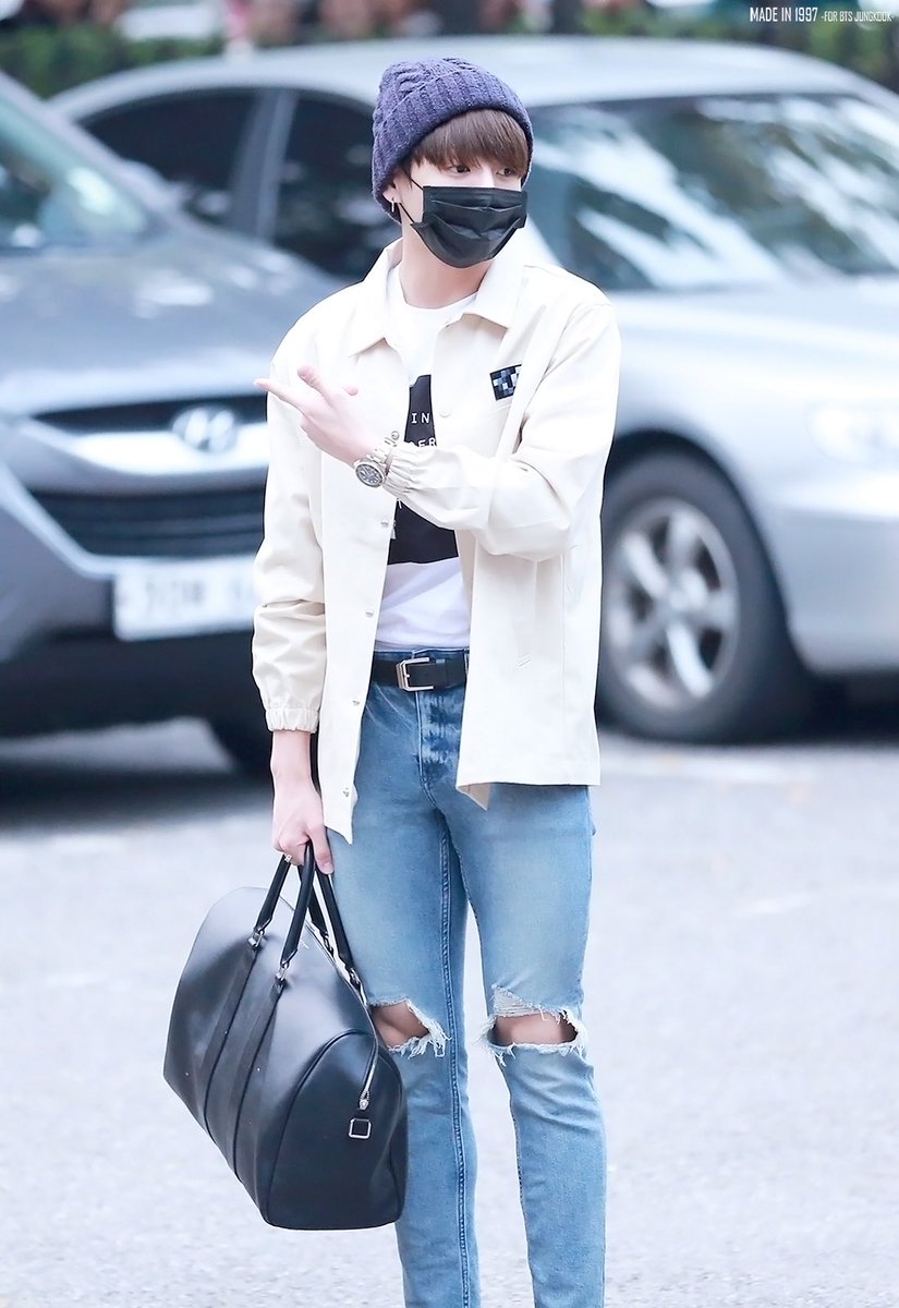 taegukpic's tweet photo. [HQ] 161104 JUNGKOOK cr.MADE IN 1997 https://t.co/z9V7Q9tsYx