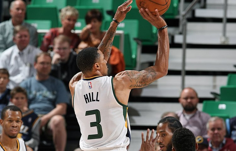 Photo Gallery // Jazz vs. Spurs  on.nba.com/2exufNk https://t.co/VgWNceMvbx