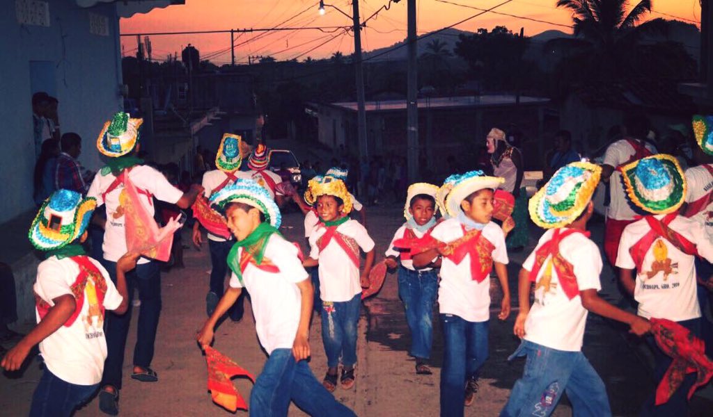 ManuelCardenasE's tweet photo. Tradicional danza del tigre. #CostaChica en geografía, pero grande en tradiciones. #MC #Ometepec. https://t.co/l7JpURTDhr