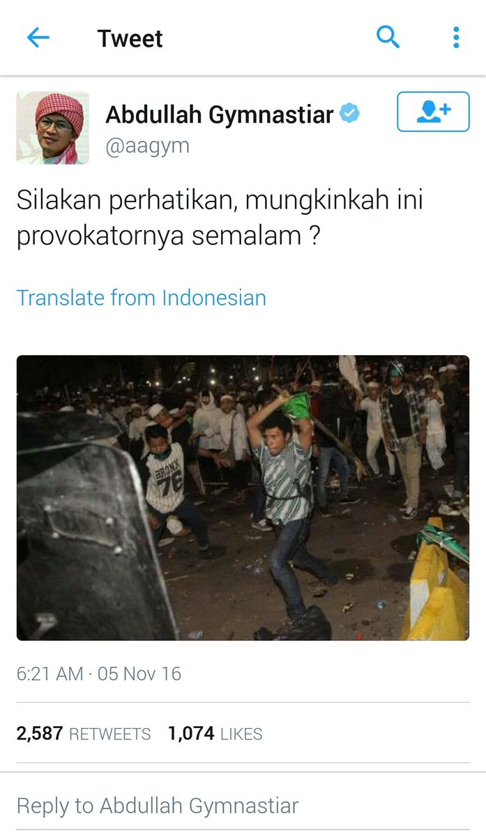 PartaiSocmed's tweet photo. Setelah diperhatikan dengan seksama, ternyata begini ceritanya Aa 😉 @aagym https://t.co/IGzH4TQPcO