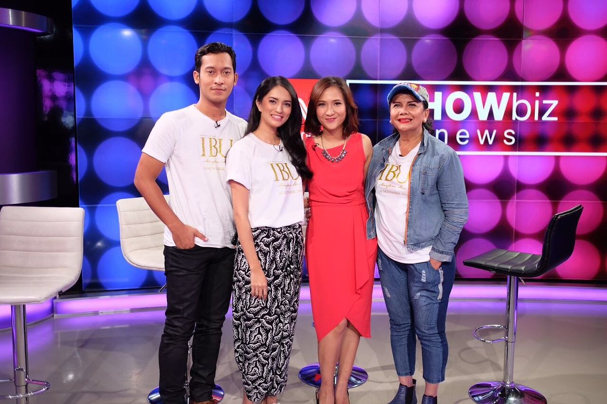 FilmIbu's tweet photo. TalkShow @filmibu tayang 10 November di @cnnindonesia jam 12.00 WIB atau nanti jam 00.00 WIB di @transtv_corp https://t.co/SMjs0UDvyS