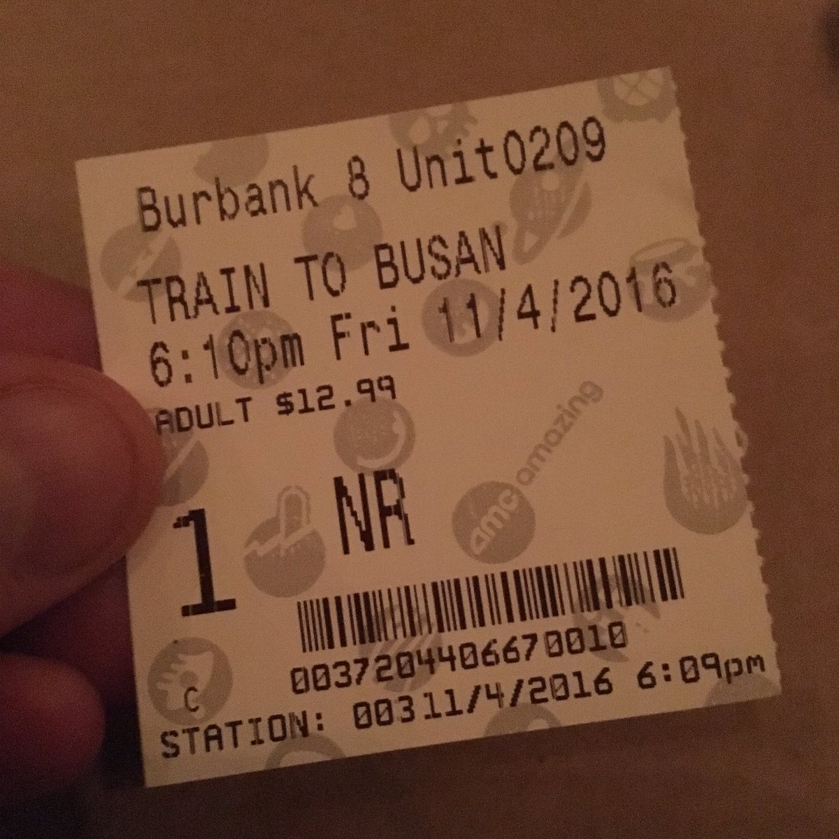 edgarwright's tweet image. Best zombie movie I've seen in forever. A total crowd pleaser. Highly recommend. Go see 'Train To Busan'.