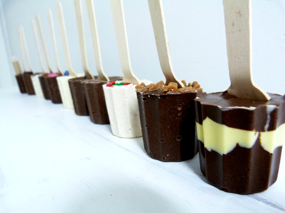 Oodles of Chocolates tweet media