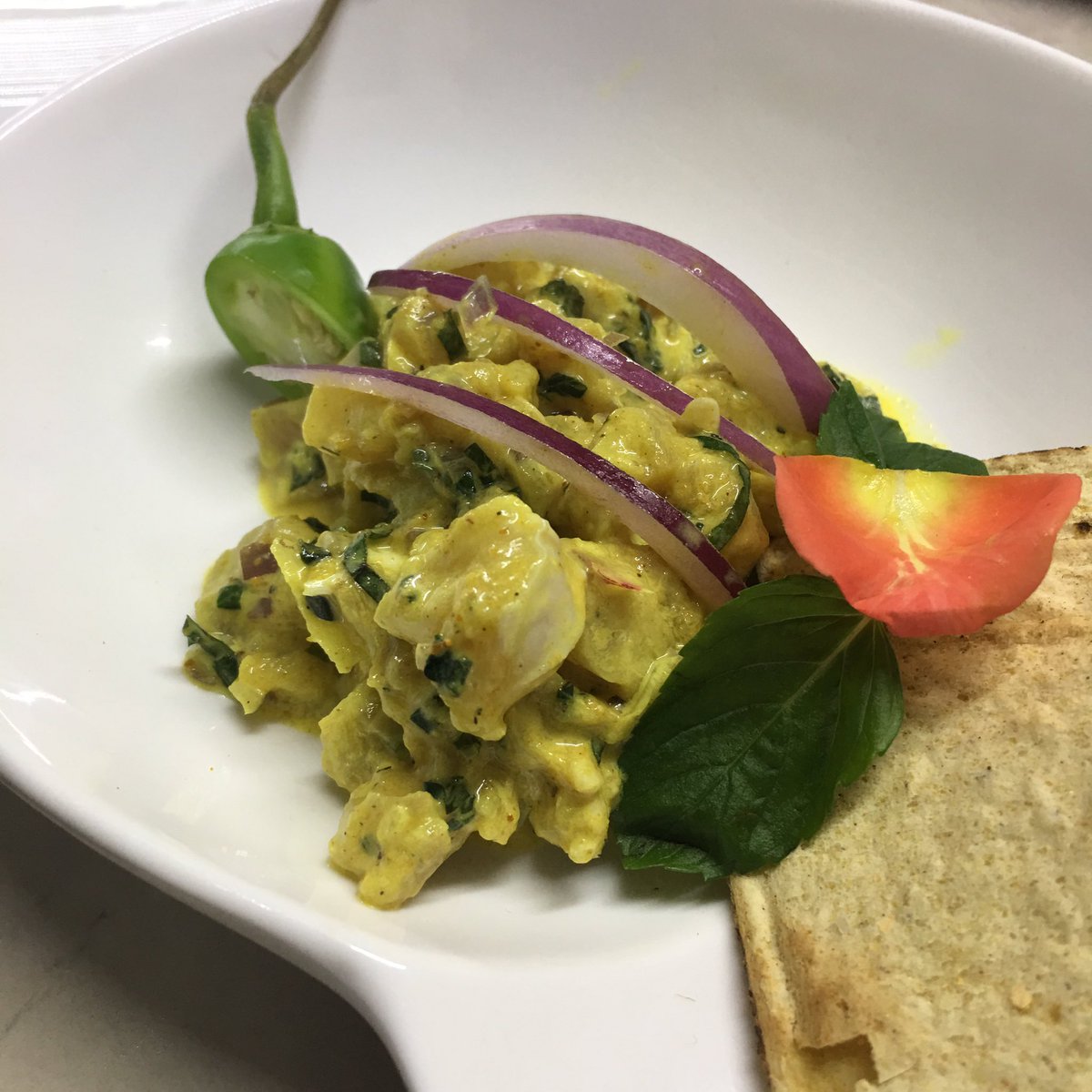 FestivalKooben's tweet photo. Manos maestras en la cena de los litorales mexicanos en @106FoodBarMid con @GabrielaRuizL @KarlaEncisoI @chef_betty @bushregina #Kooben2016 https://t.co/K08zKRKdmt