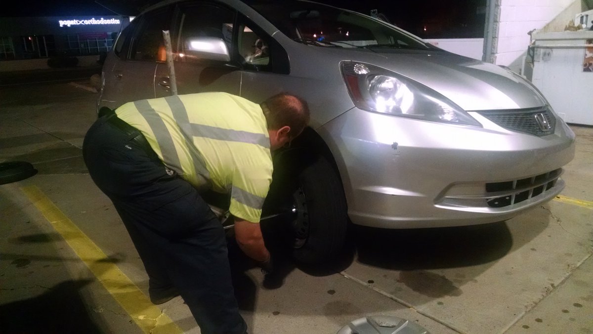 CynthMoss's tweet photo. Oh no! #TireFail night before huge early work event where car is needed!Thx @AAAauto for rescue! #couldhavebeenworse
#rollingwiththepunches https://t.co/OdUbxnnIza