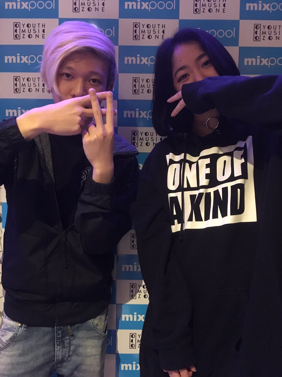 DJRiCO_JP's tweet photo. オープンしましたよ〜✨

フォトブースもあるので
ぜひ #mixpool #YMZ のハッシュタグをつけてtweetしてね😏💕

みおんとバニくんと📷
DJ陣盛り上げます⤴︎ https://t.co/ujDltQndkz