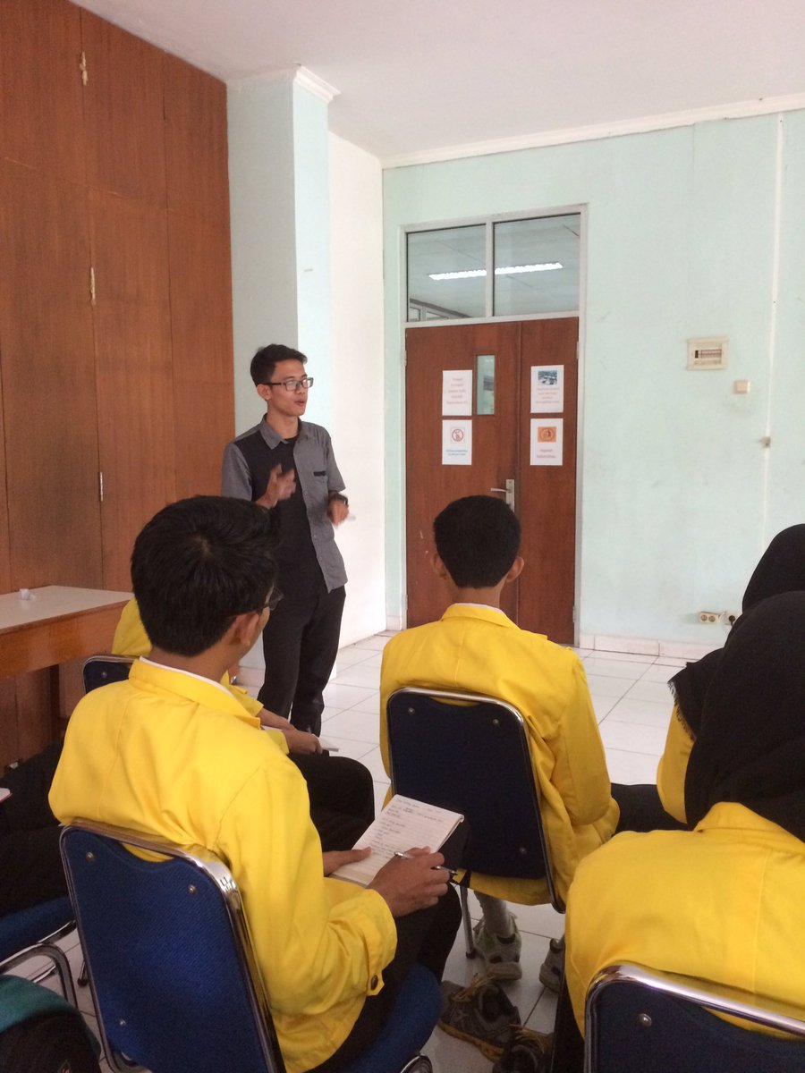 [LIVE REPORT]

Pengisian materi oleh pembicara ketiga yakni abang Aldi Ryan Maulana mengenai SPONSORSHIP

Manfaat bgt nih coy👌🏻

#PMO2K16