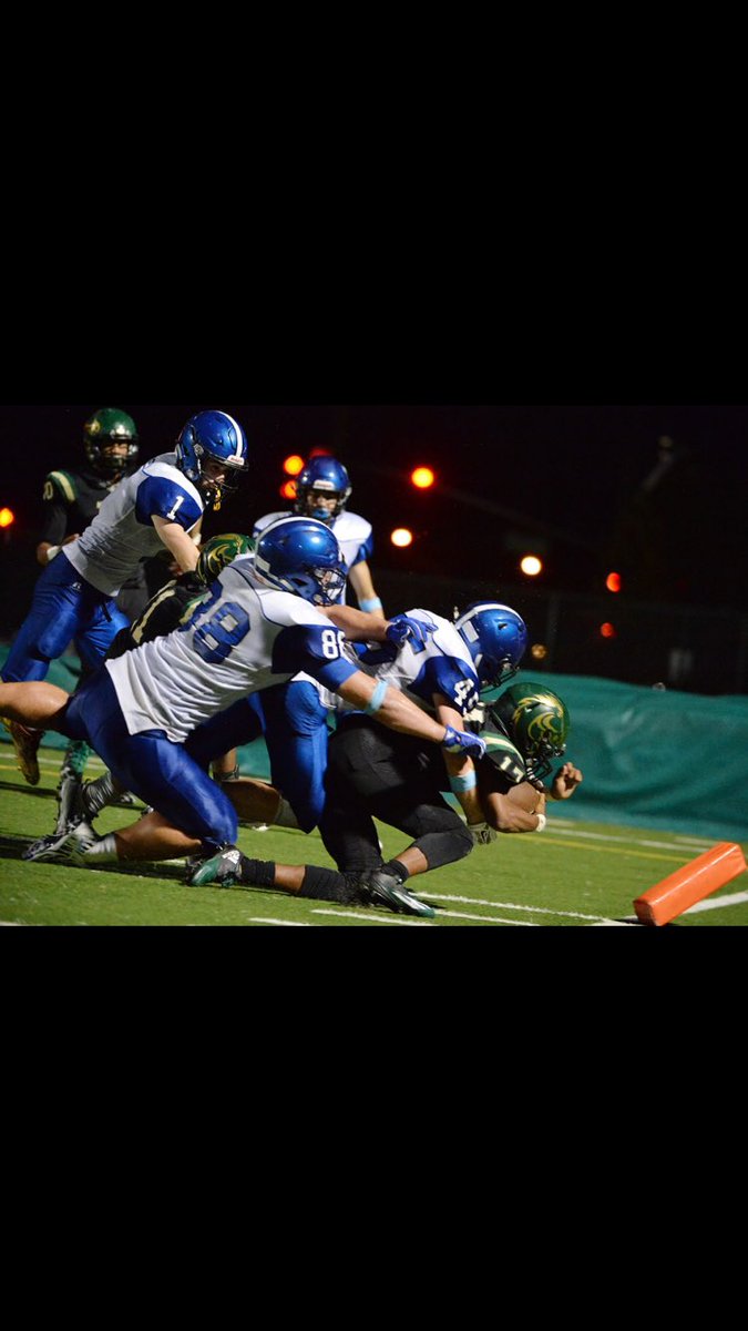 max_sprague's tweet image. I didn't come easy, but it came none the less!! Nothing like a goal line stand 🏈💙 #Playoffs #fuckem #shocktheworld #fourmoredays