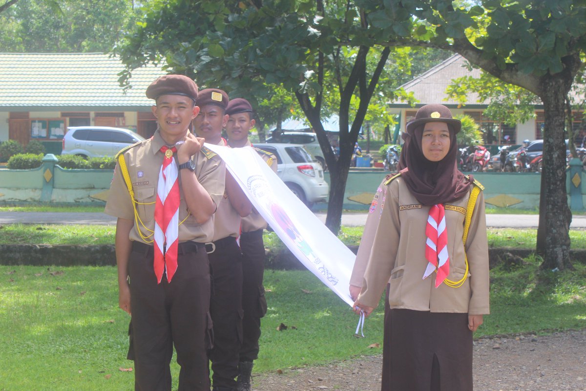 ukm_pramukaunm's tweet photo. Pembukaan KELOPAK Se-Sulawesi tahun 2016 yang diadakan oleh UKM Pramuka UNM.

#kelopak2016 #lontara21 #kwarda #kwarnas #pramukaupdate https://t.co/tVgpjUKJb9