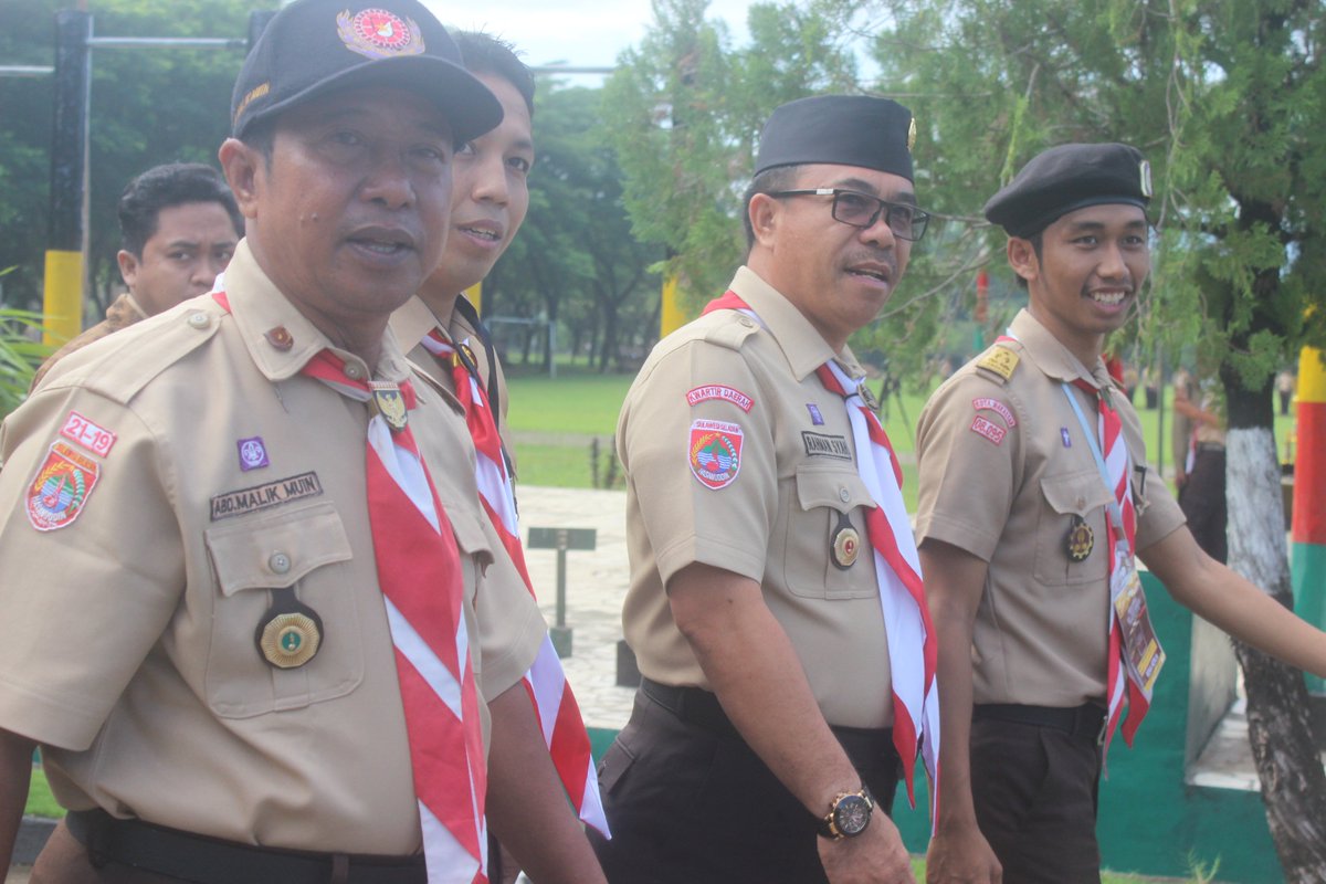 ukm_pramukaunm's tweet photo. Pembukaan KELOPAK Se-Sulawesi tahun 2016 yang diadakan oleh UKM Pramuka UNM.

#kelopak2016 #lontara21 #kwarda #kwarnas #pramukaupdate https://t.co/tVgpjUKJb9