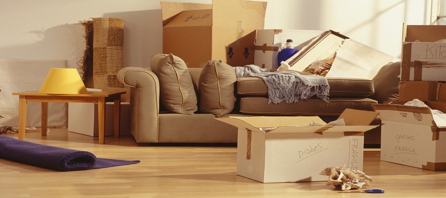 WindowArtZA's tweet photo. Not sure how to decorate your new home after a move? Read this. #MovingHouse #Décor https://t.co/QAZdIVyW8q https://t.co/Zwj1bkFtwI