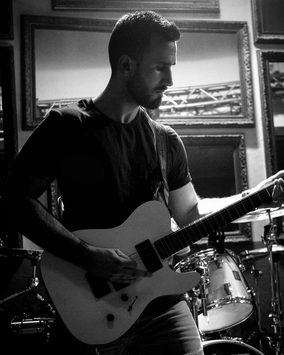 Guillaume_MH's tweet photo. 21/09/2016 live au St des seins, Toulouse @IceColdShotBand https://t.co/hGKrZWW4v1