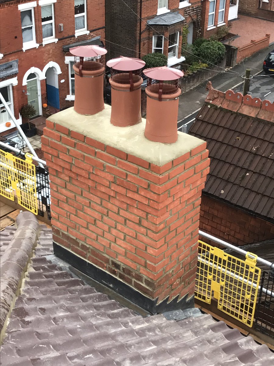 RoofSmartLtd's tweet photo. Re roof and chimney re build @RoofSmartLtd  #StAlbans #hitchin #roof #Hertfordshire https://t.co/xLh63vep9F