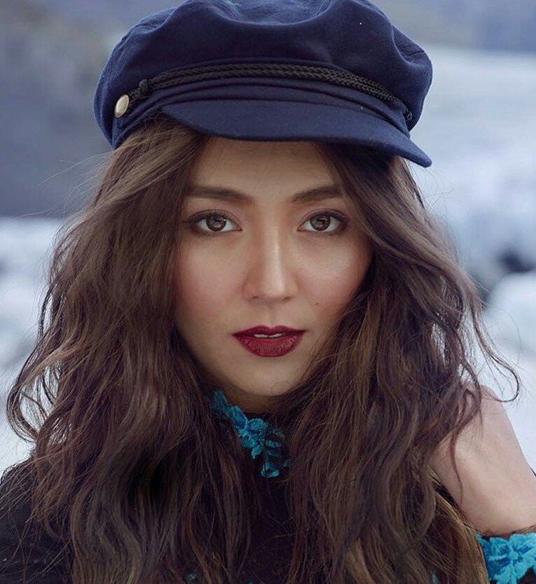 ladyjho91192's tweet photo. Di parin ako makamove on sa knya. Kahit buong araw ko pang tong  titigan ay hindi nkksawa.😍😍 https://t.co/hEnMp7tOmB